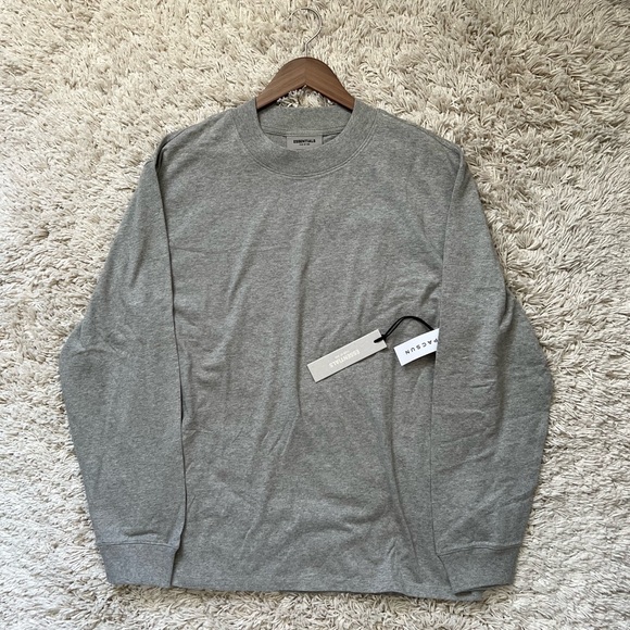 Fear of God Essentials Long Sleeve T-Shirt Dark Heather Oatmeal size Medium - Picture 3 of 8